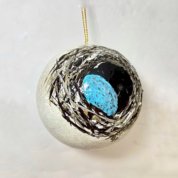 ORIGINAL Hand Painted Robins Egg Bird Neat Round Ball Paper Mache Ornament - Picture 5 of 6